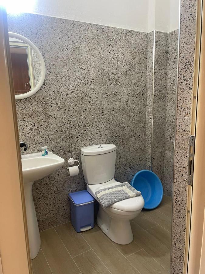 Zverneci Hotel Vila Andi מראה חיצוני תמונה