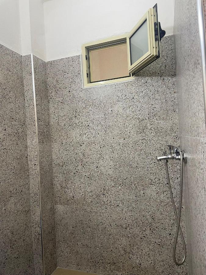Zverneci Hotel Vila Andi מראה חיצוני תמונה